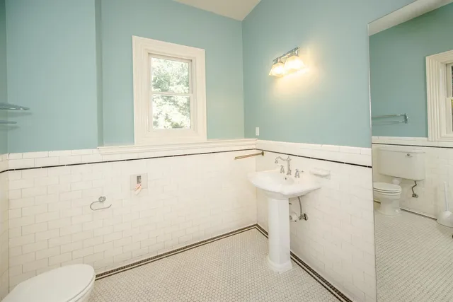 $1,195,000 | 548 2nd Street, Woodland, CA 95695