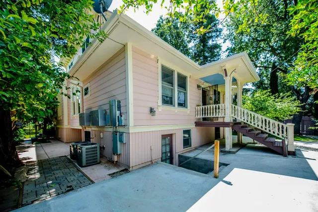 $1,195,000 | 548 2nd Street, Woodland, CA 95695