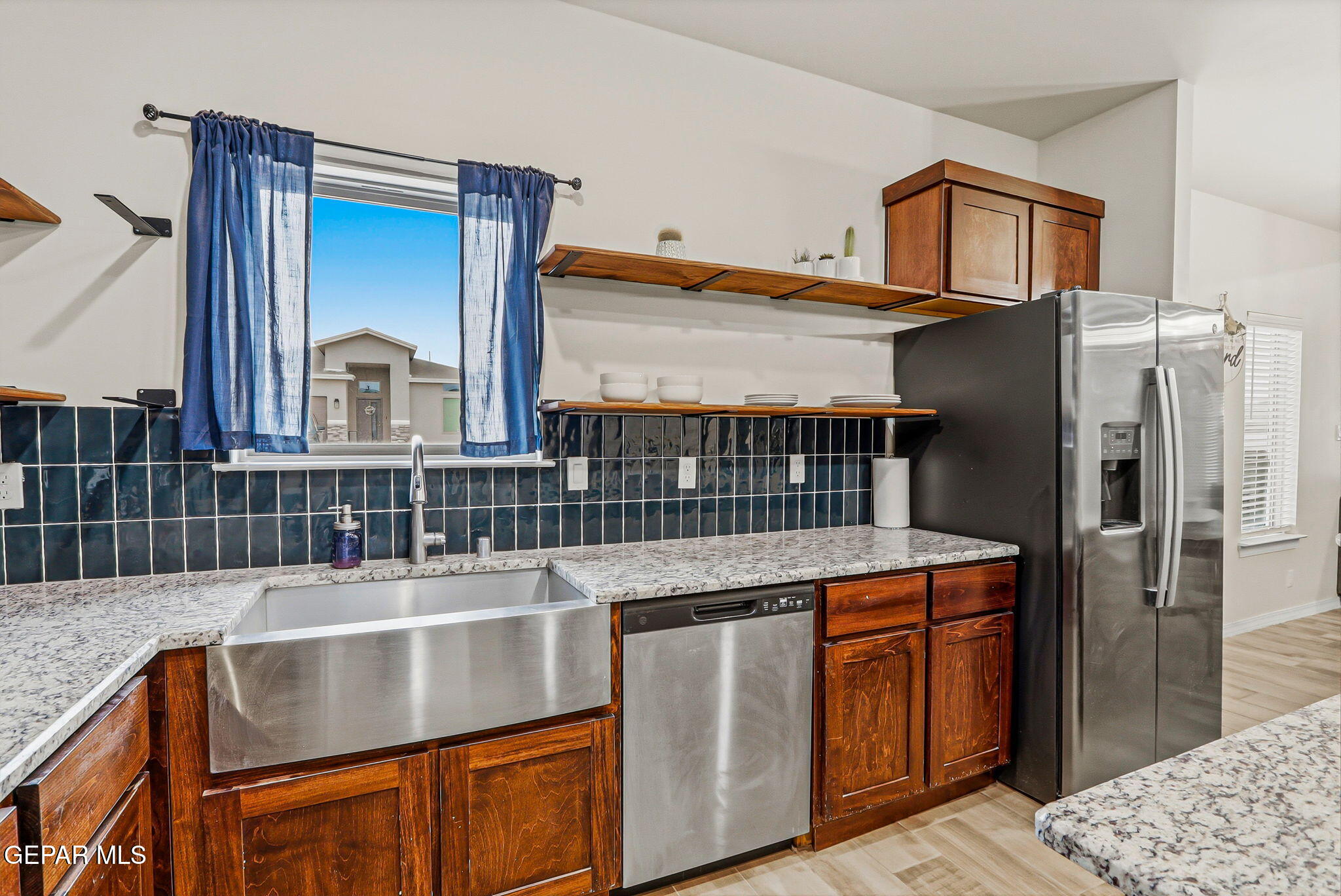 354 Sol Court Vinton, TX 79821 - Photo 13 of 39 13-web-or-mls-IMG_9510