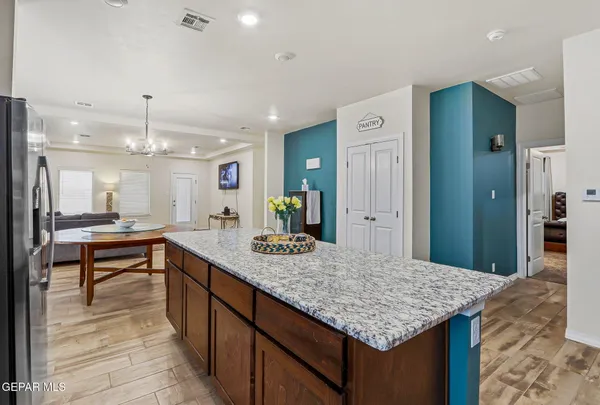 $321,500 | 354 Sol Court, Vinton, TX 79821