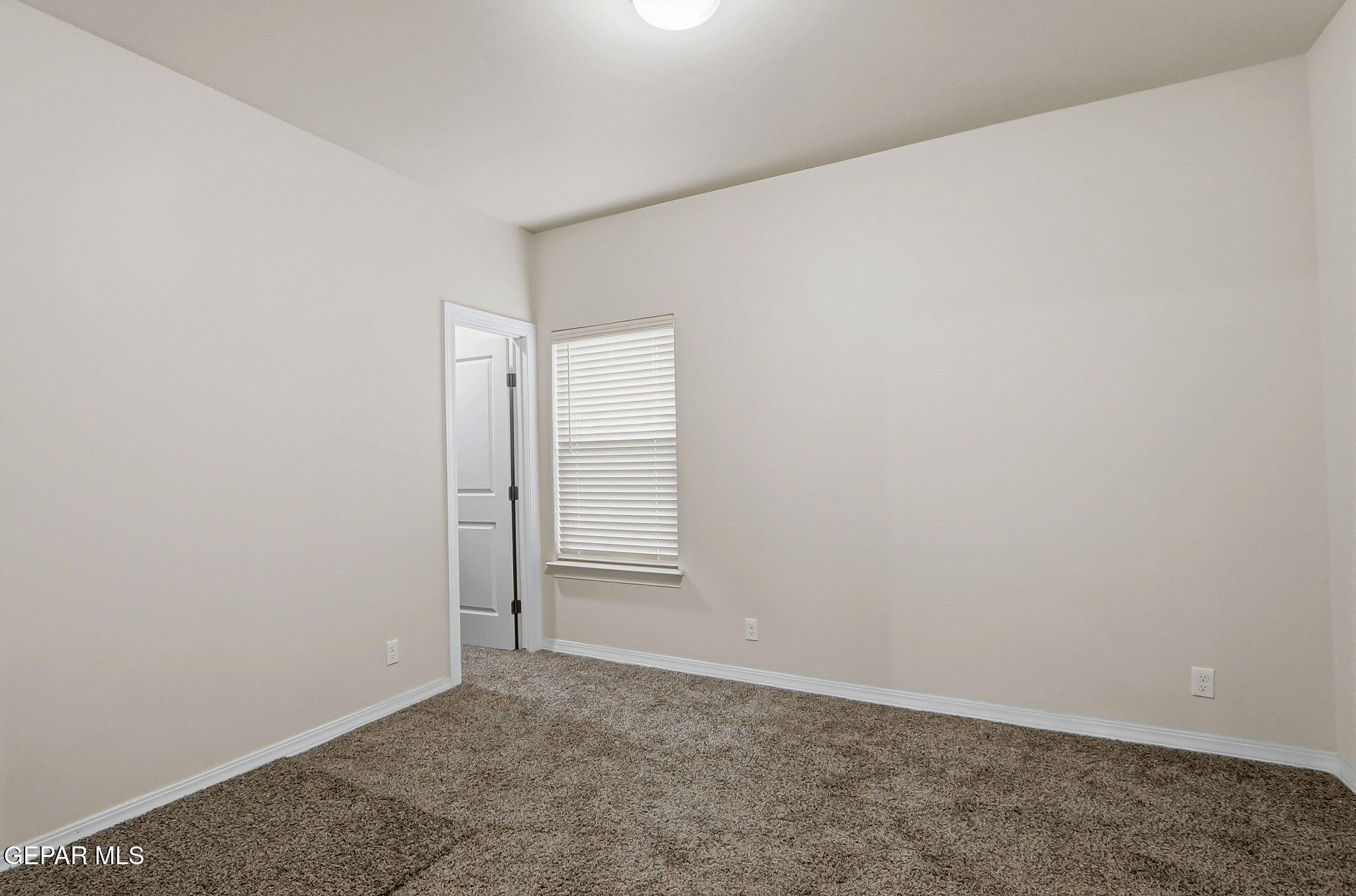 354 Sol Court Vinton, TX 79821 - Photo 33 of 39 28-web-or-mls-IMG_9622