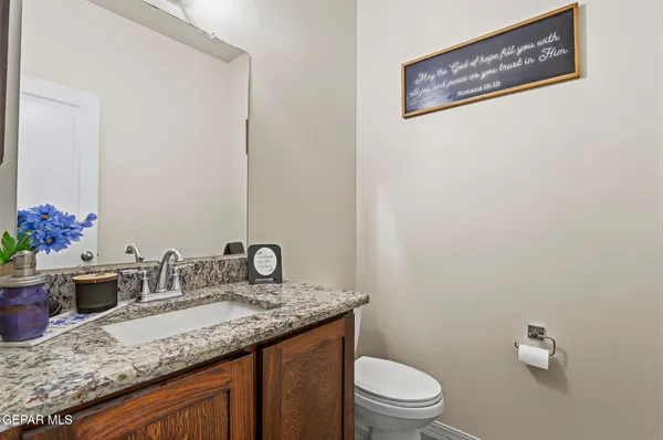 $321,500 | 354 Sol Court, Vinton, TX 79821