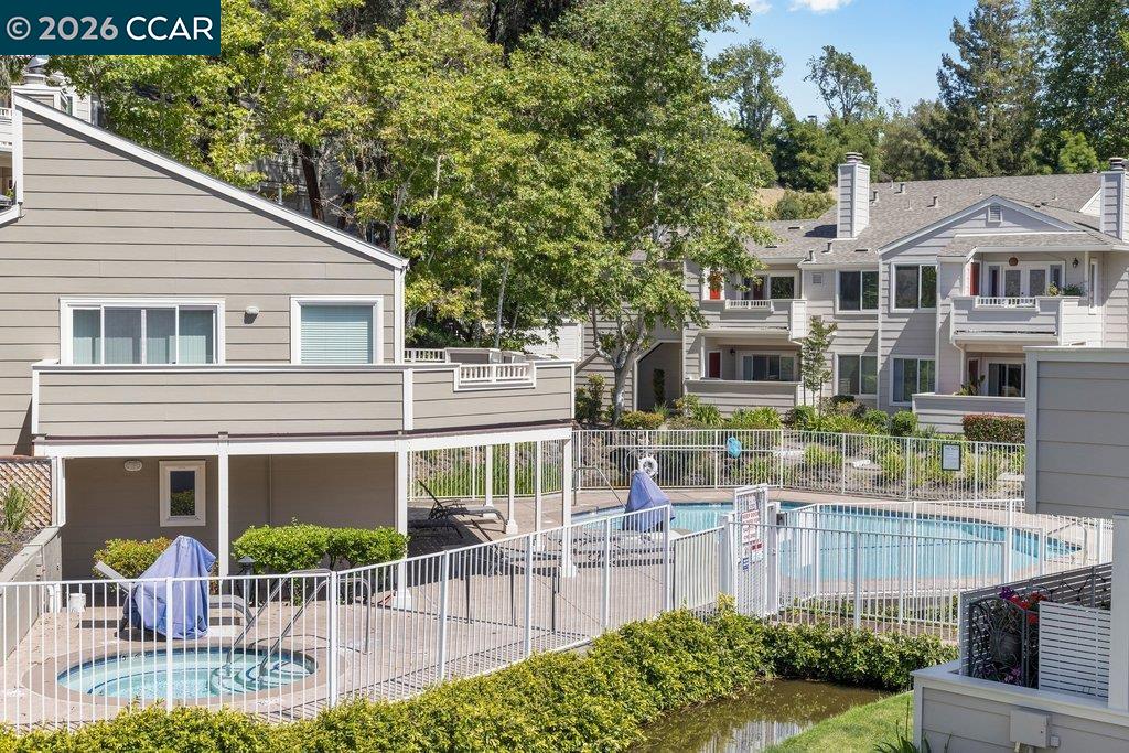204 Norris Canyon Place, Unit D San Ramon, CA 94582 - Photo 3 of 40