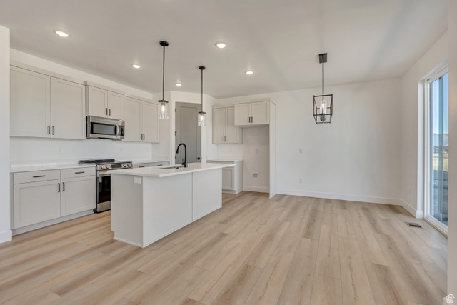 1309 1440 East, Unit 9 Payson, UT 84651 - Photo 2 of 7