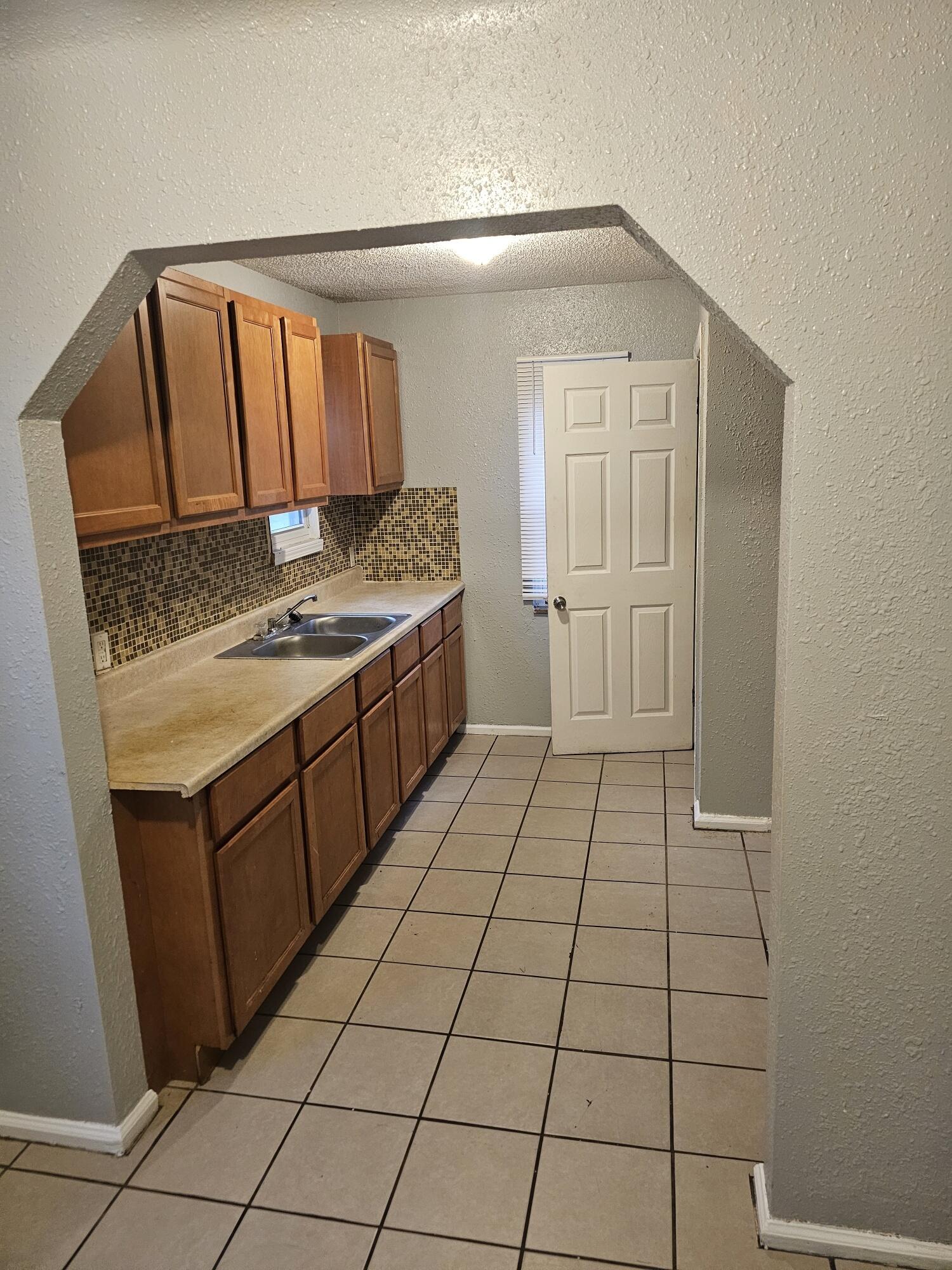 16724 Rutherford Street Detroit, MI 48235 - Photo 5 of 6 20260109_161135_resized