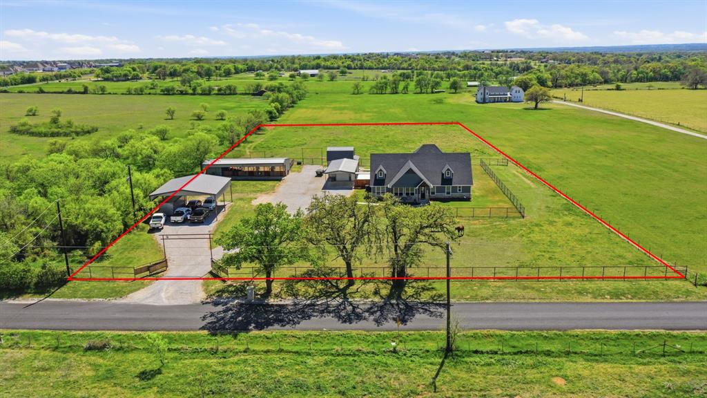 4095 Agnes Circle Springtown, TX 76082 - Photo 2 of 40