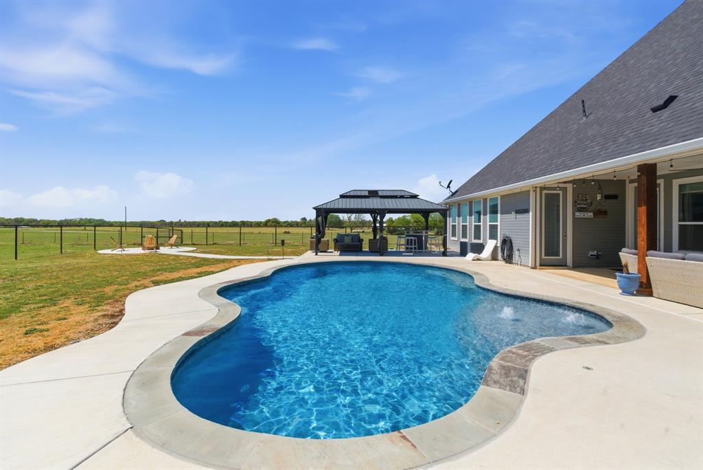 4095 Agnes Circle Springtown, TX 76082 - Photo 24 of 40