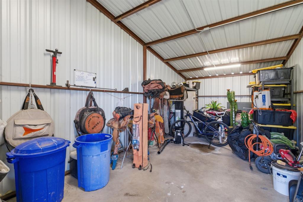 4095 Agnes Circle Springtown, TX 76082 - Photo 35 of 40