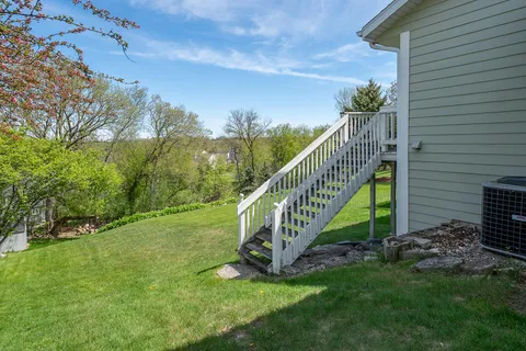 $515,000 | N75W23408 North Ridgeview Circle, Sussex, WI 53089