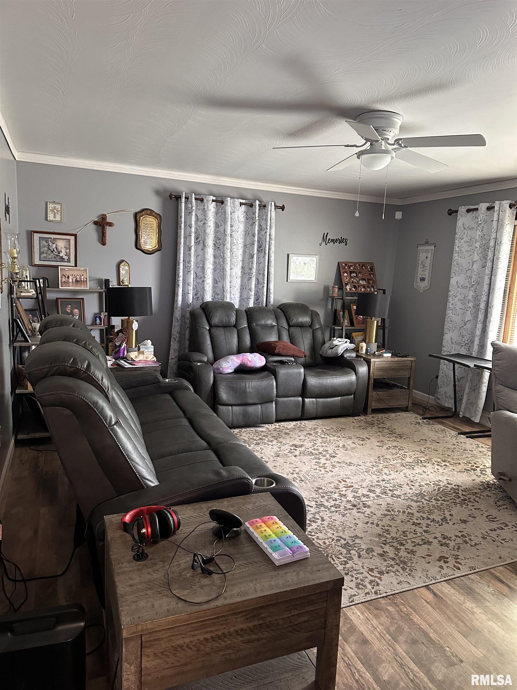 2309 East Griffiths Avenue Springfield, IL 62702 - Photo 8 of 35
