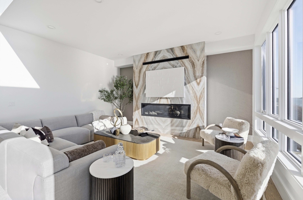 156 Crabtree Road Quincy, MA 02171 - Photo 4 of 42