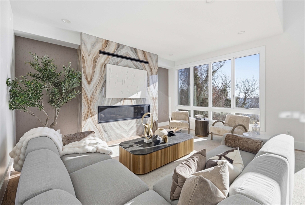 156 Crabtree Road Quincy, MA 02171 - Photo 5 of 42