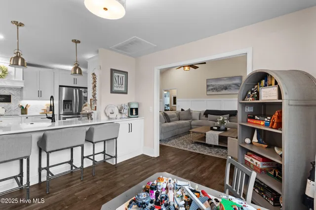 $575,000 | 4809 West Grove Drive, Wilmington, NC 28409