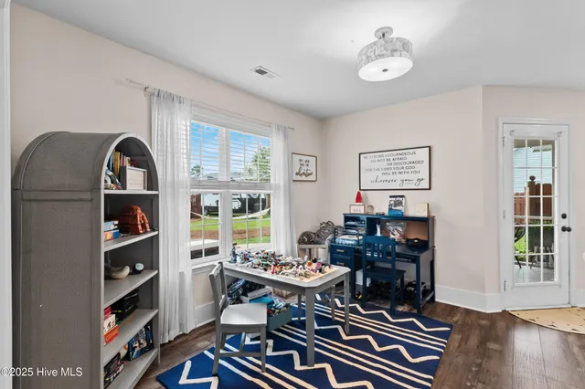 $575,000 | 4809 West Grove Drive, Wilmington, NC 28409