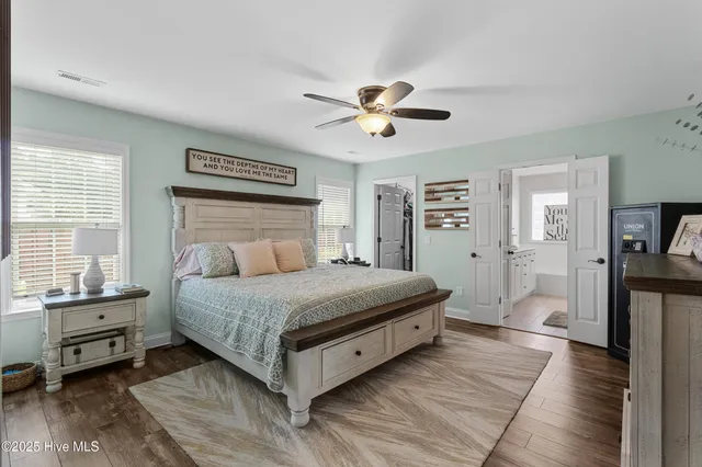 $575,000 | 4809 West Grove Drive, Wilmington, NC 28409