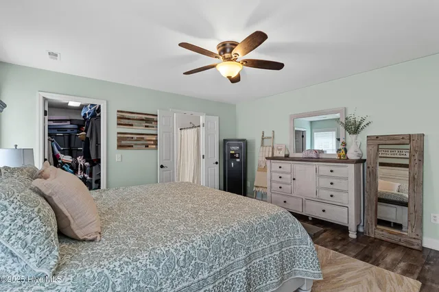 $575,000 | 4809 West Grove Drive, Wilmington, NC 28409