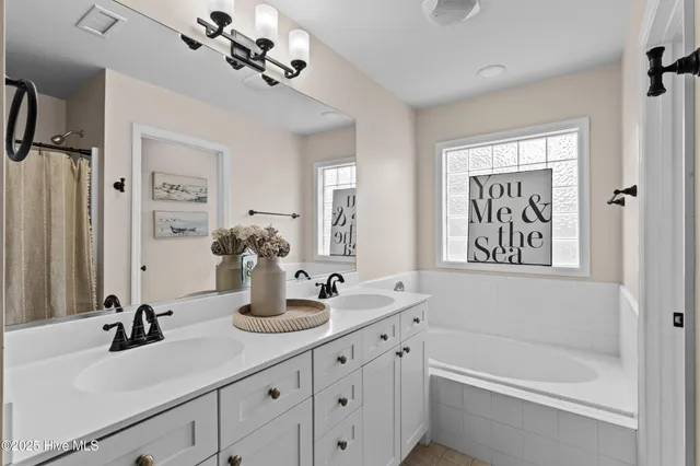 $575,000 | 4809 West Grove Drive, Wilmington, NC 28409