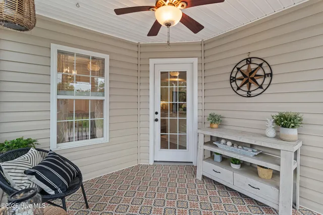 $575,000 | 4809 West Grove Drive, Wilmington, NC 28409