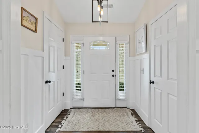 $575,000 | 4809 West Grove Drive, Wilmington, NC 28409