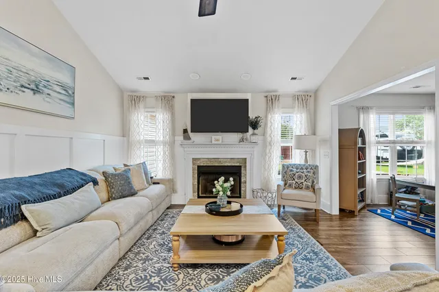 $575,000 | 4809 West Grove Drive, Wilmington, NC 28409