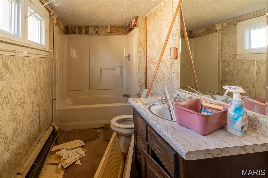 712 South Mulkey Street Christopher, IL 62822 - Photo 15 of 29