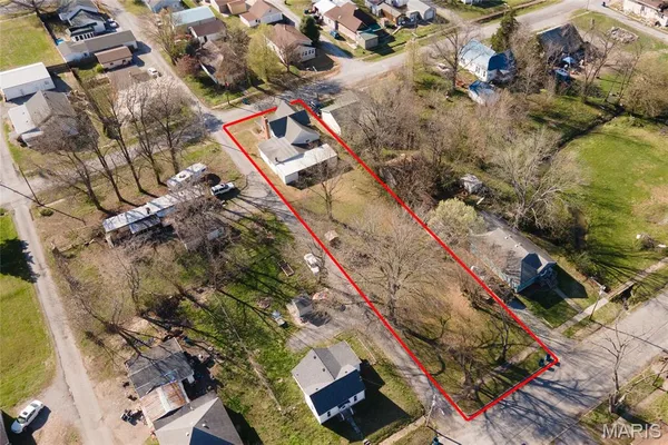 $49,000 | 712 South Mulkey Street, Christopher, IL 62822
