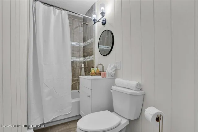 $310,000 | 216 Sutton Place, Pocono Summit, PA 18346