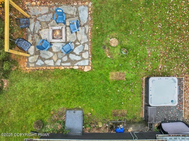 $310,000 | 216 Sutton Place, Pocono Summit, PA 18346