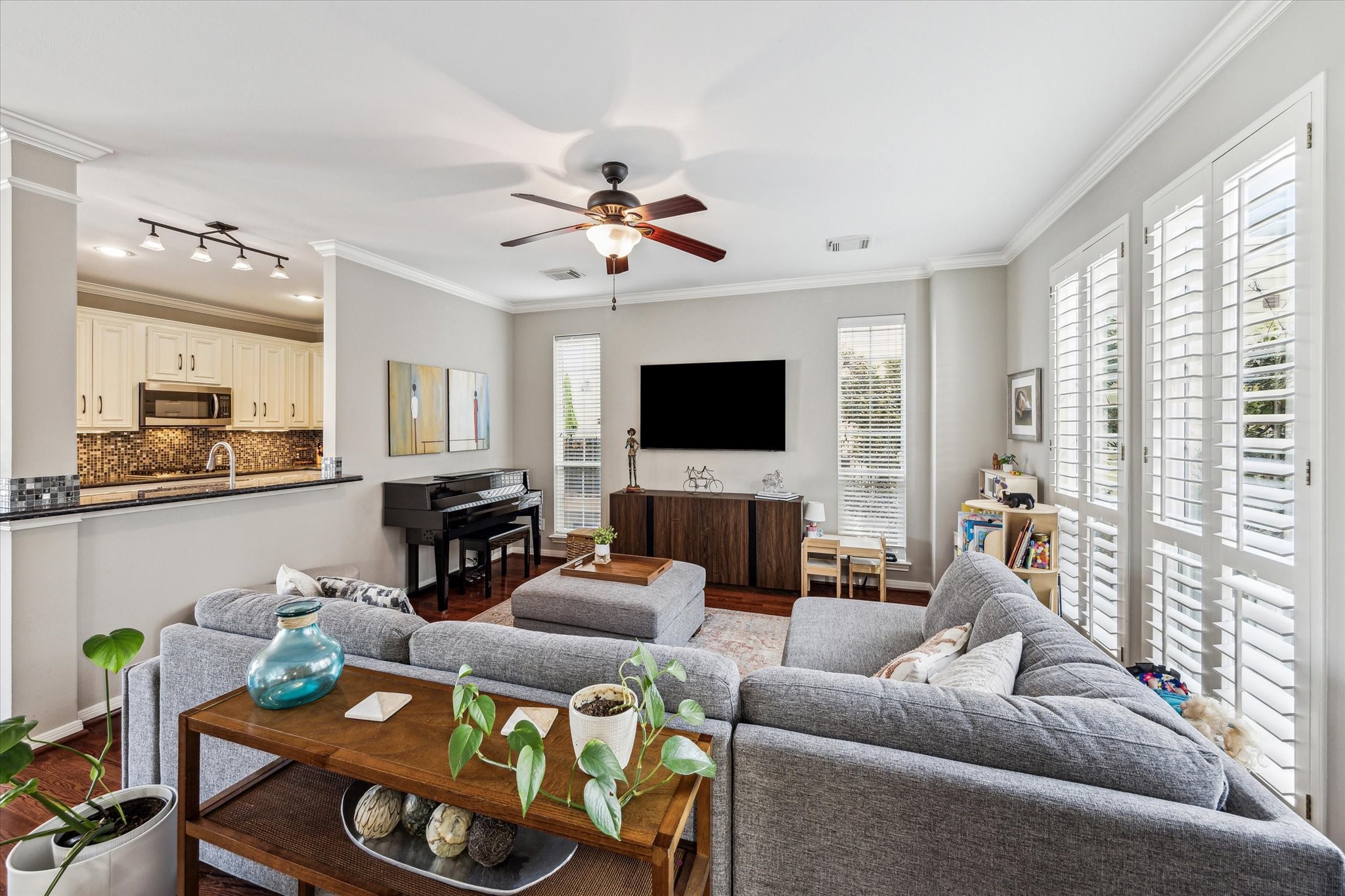 920 Cohn Street Houston, TX 77007 - Photo 1 of 24 Another view of the gorgeous living room on the 2nd floor.