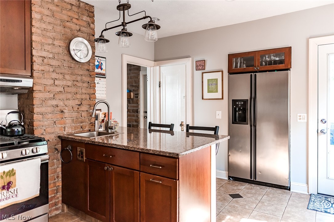 16619 West Park Road Cleveland, OH 44111 - Photo 15 of 35 Gallery Image 15