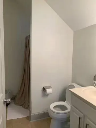 $2,000 | 2284 Cottage Grove Avenue Southeast, Unit CARRIAGE, Atlanta, GA 30317