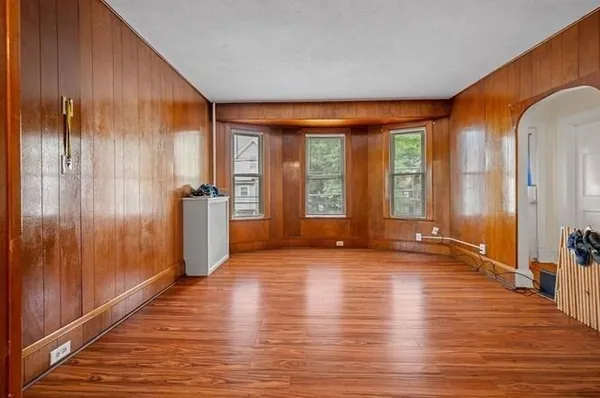 $3,500 | 152 Glen Street, Unit 2, Somerville, MA 02145