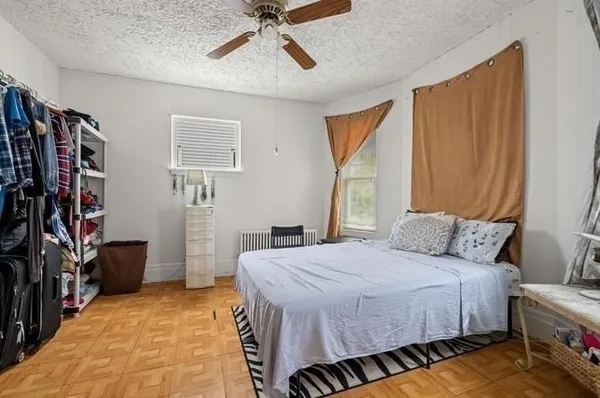 $3,500 | 152 Glen Street, Unit 2, Somerville, MA 02145