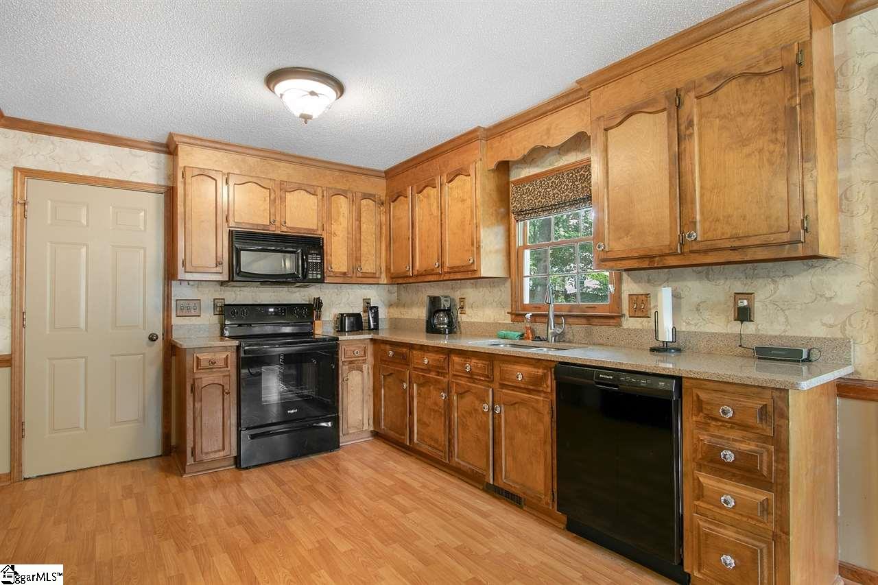 1110 Devenger Road Greer, SC 29650 - Photo 19 of 36 Gallery Image 19