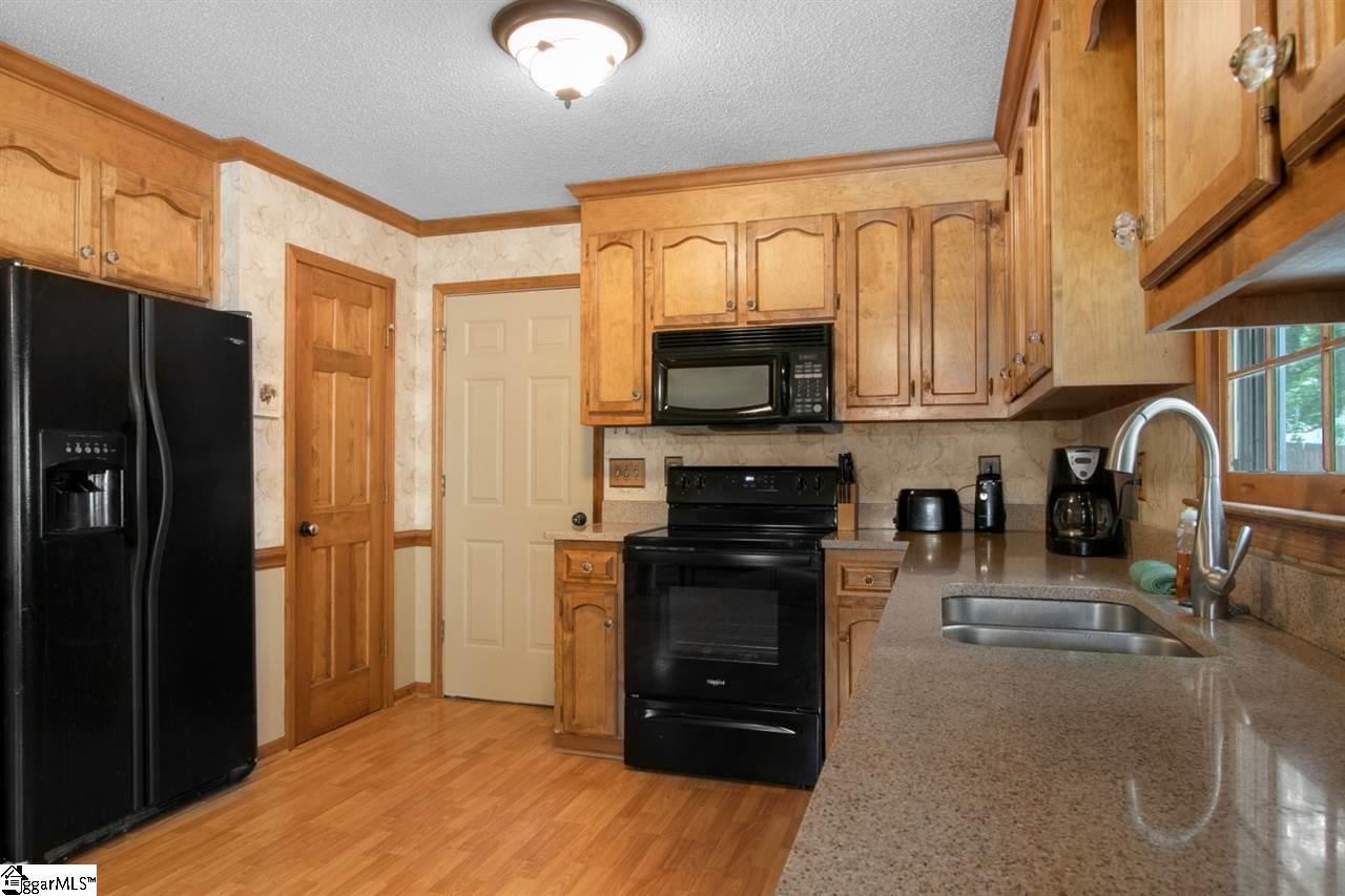 1110 Devenger Road Greer, SC 29650 - Photo 22 of 36 Gallery Image 22