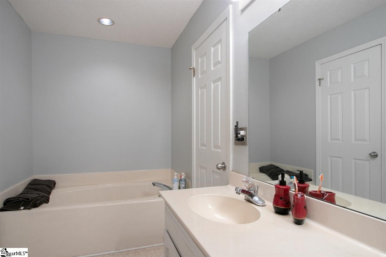 1110 Devenger Road Greer, SC 29650 - Photo 33 of 36 Gallery Image 33