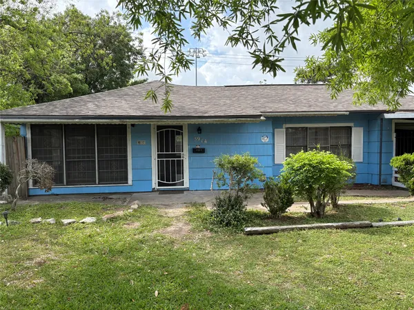 $2,000 | 5914 Ridgeway Drive, Houston, TX 77033