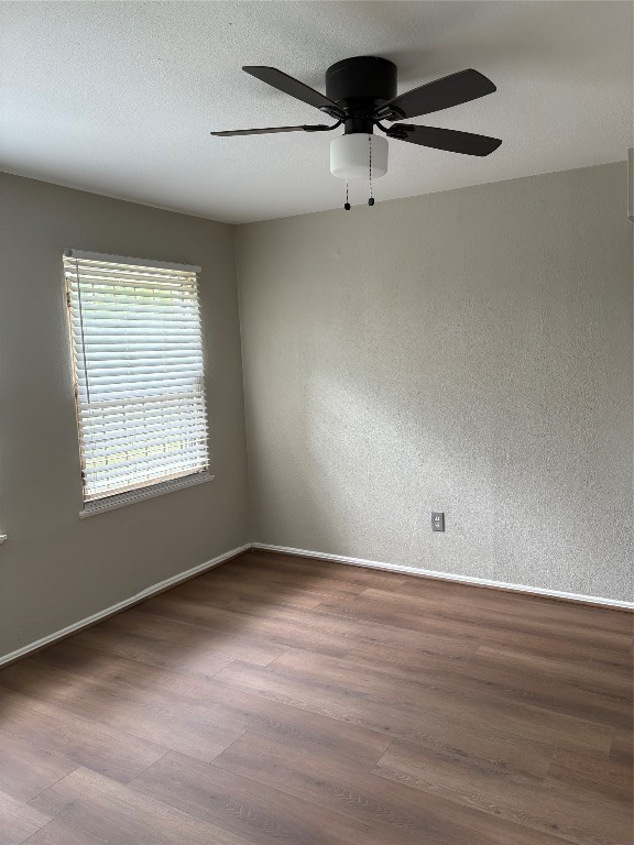 5914 Ridgeway Drive Houston, TX 77033 - Photo 14 of 21 Bedroom #1