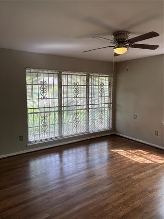 $2,200 | 5914 Ridgeway Drive, Houston, TX 77033