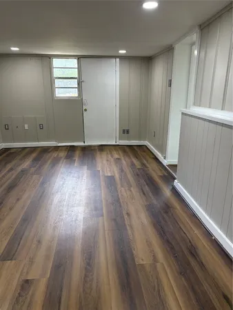 $2,000 | 5914 Ridgeway Drive, Houston, TX 77033