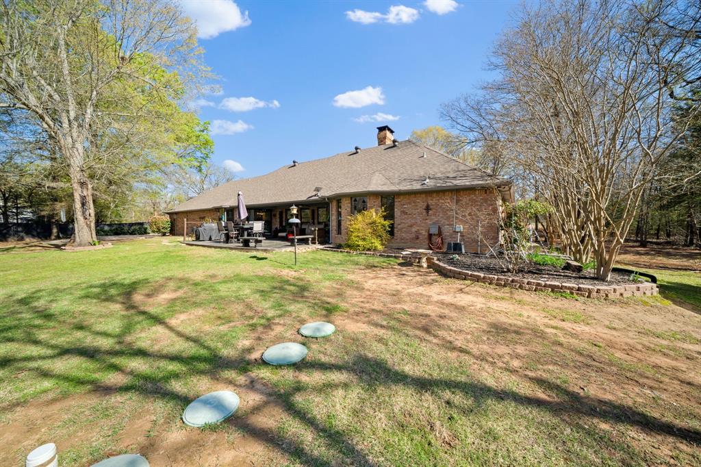 206 County Road Paris, TX 75462 - Photo 35 of 40