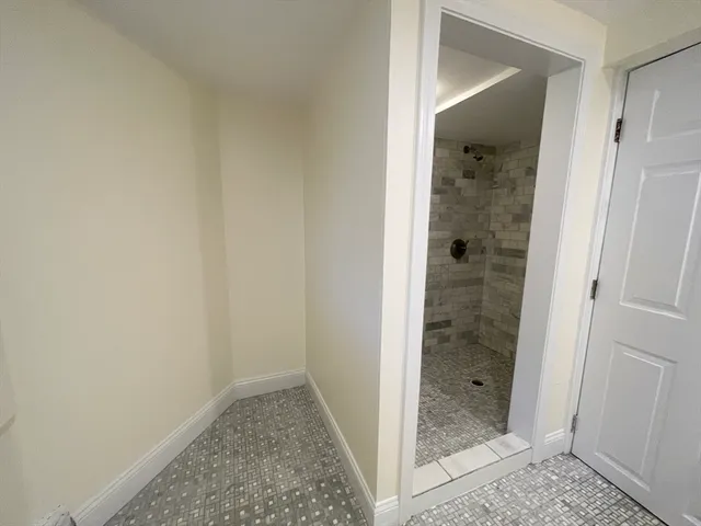 $3,500 | 13 Howard Street, Unit 1, Cambridge, MA 02139