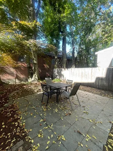 $3,500 | 13 Howard Street, Unit 1, Cambridge, MA 02139