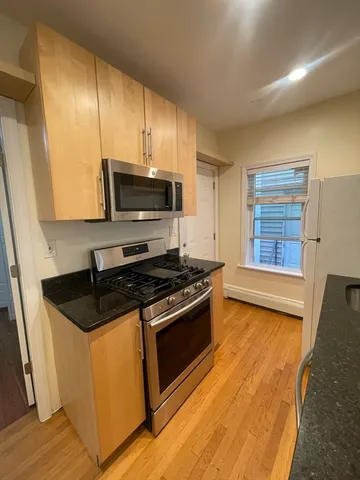 $3,500 | 13 Howard Street, Unit 1, Cambridge, MA 02139