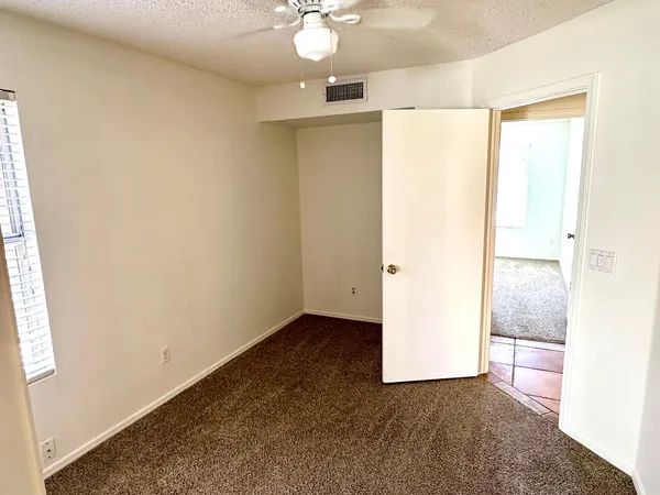 $2,195 | 2914 East Woodland Drive, Phoenix, AZ 85048