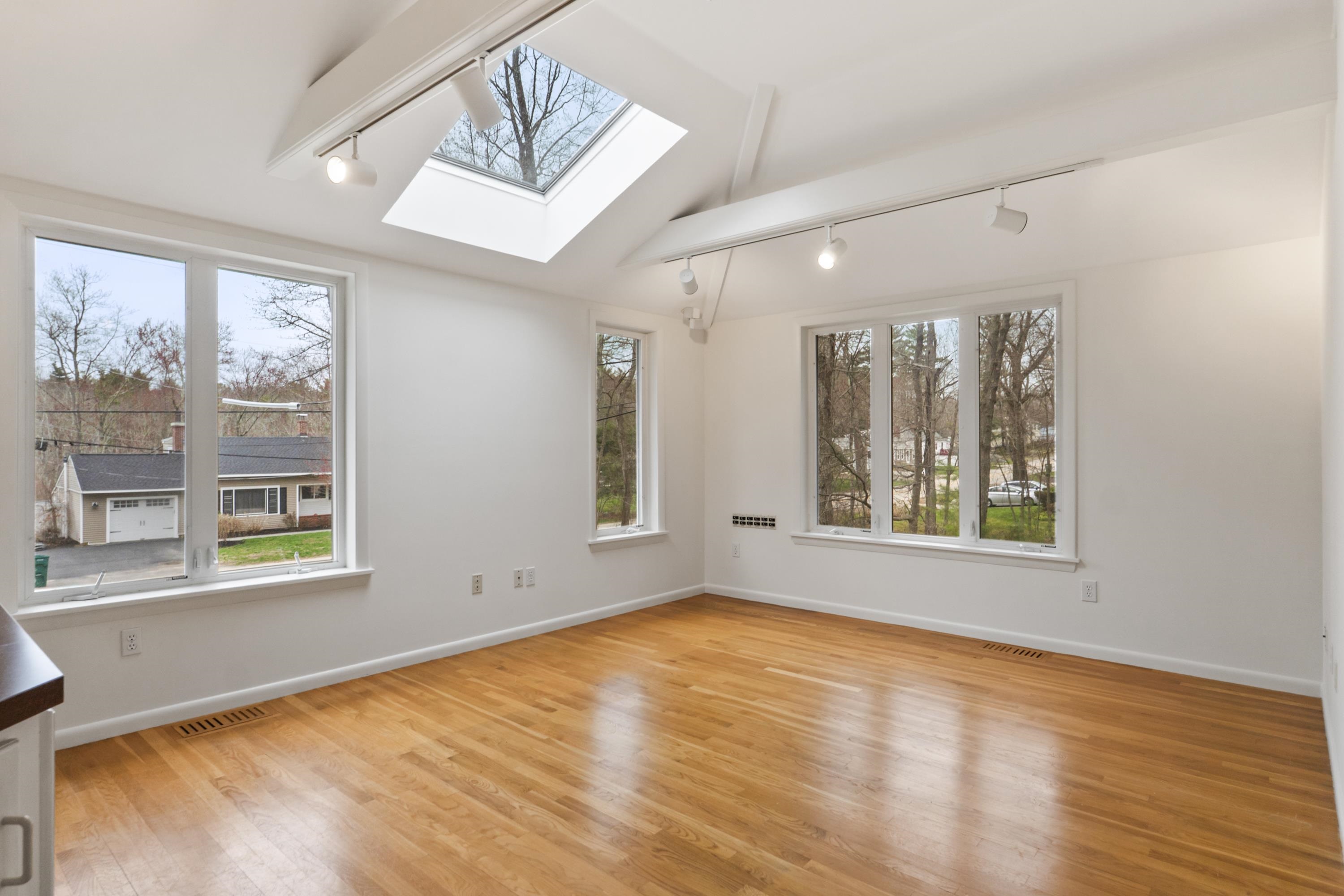 15 Pine Road North Hampton, NH 03862 - Photo 20 of 45 Gallery Image 20