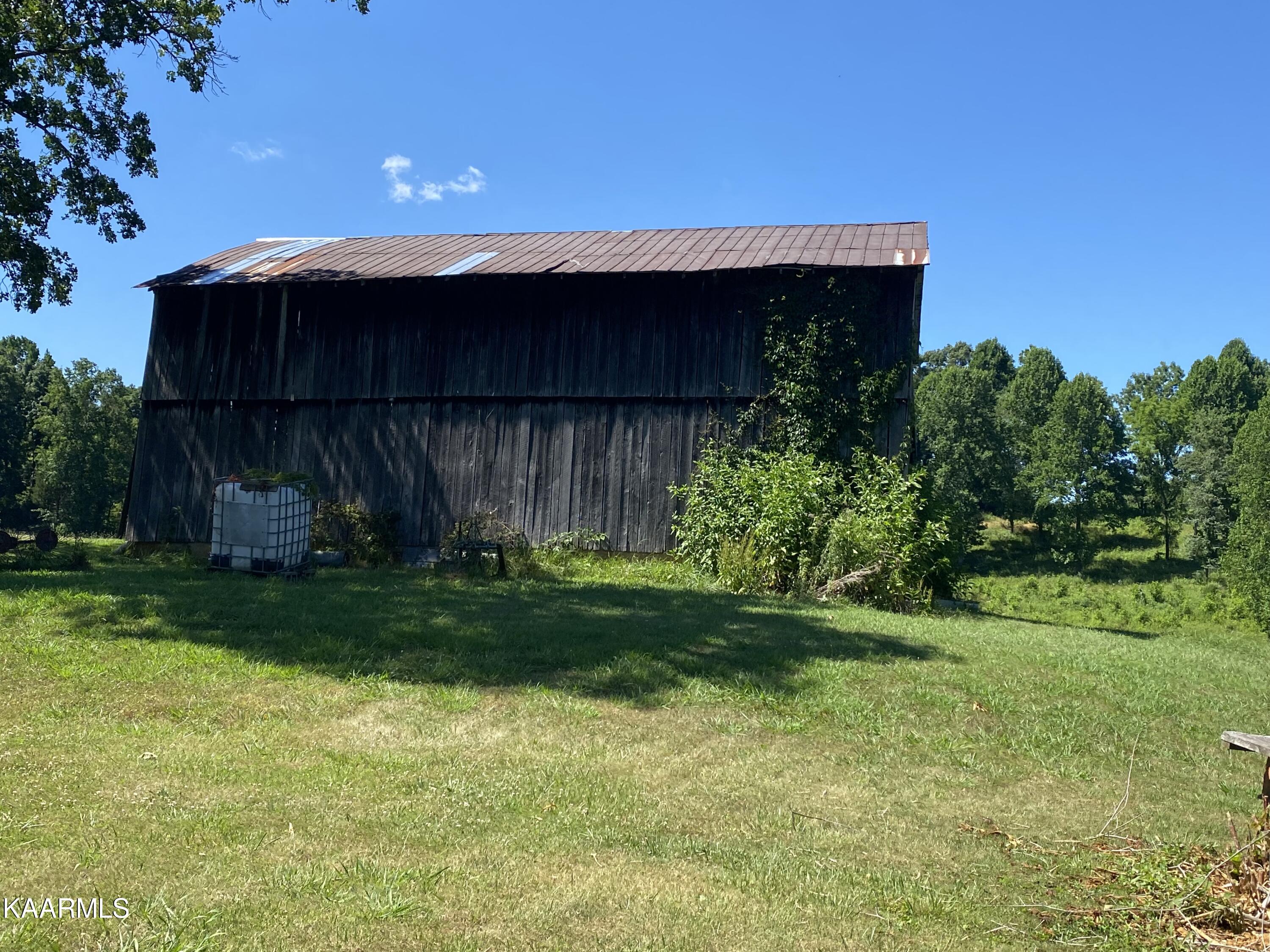 281 Nunn Hollow Road Harrogate, TN 37752 - Photo 32 of 38 IMG-8484
