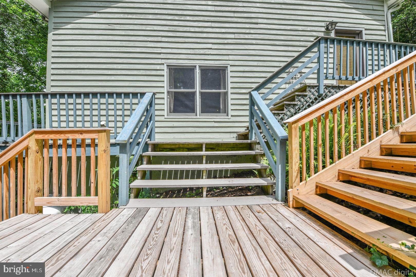 6520 Rimrock Road New Market, MD 21774 - Photo 25 of 41 Access from upper deck