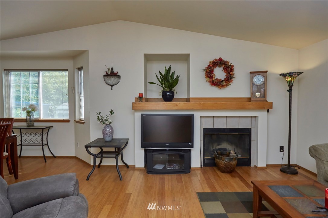 7333 East Raintree Lane Port Orchard, WA 98366 - Photo 17 of 25 Gallery Image 17