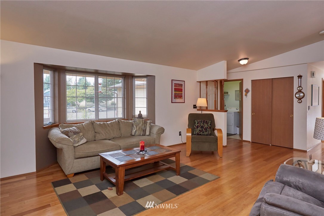 7333 East Raintree Lane Port Orchard, WA 98366 - Photo 7 of 25 Gallery Image 7